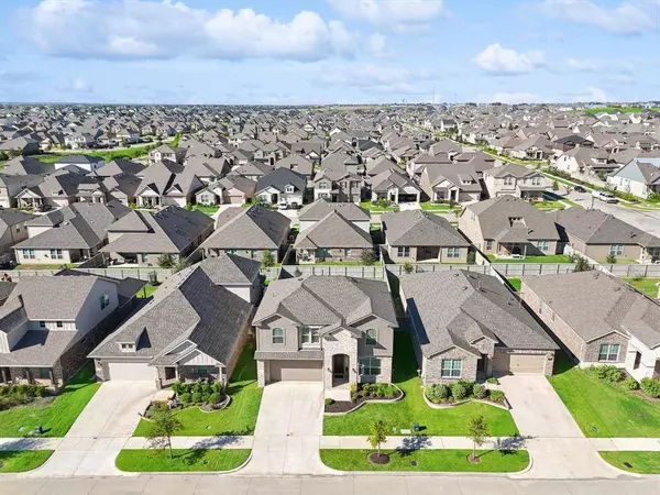 2412 Coyote Way, Northlake, TX 76247