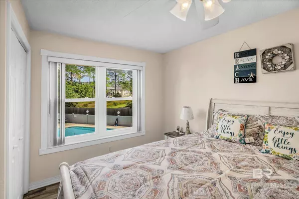 2200 W 2nd Street #D-202, Gulf Shores, AL 36542