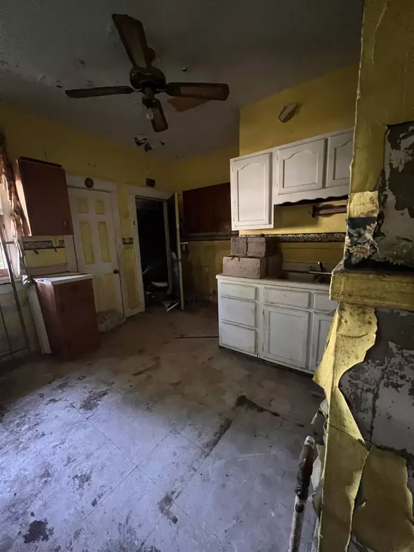 1402 TUTWILER AVE, Memphis, TN 38107