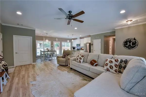 17086 Finnell RD, Northport, AL 35475