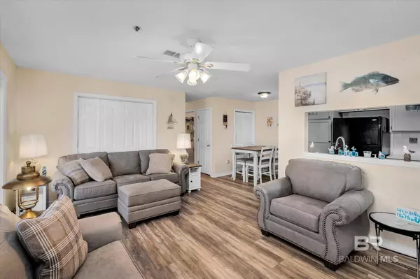 2200 W 2nd Street #D-202, Gulf Shores, AL 36542
