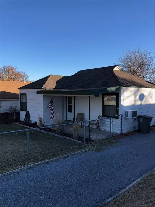 1310 NW Euclid, Lawton, OK 73507-6561