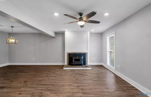 9012 Craigmont Road, Huntsville, AL 35802