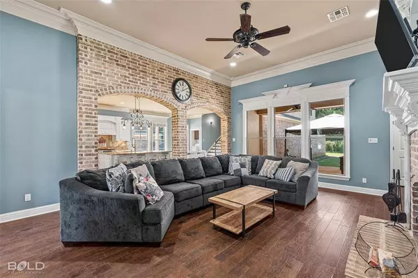 1927 Highpoint Place, Haughton, LA 71037