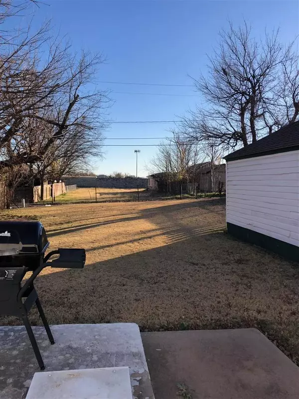 1310 NW Euclid, Lawton, OK 73507-6561