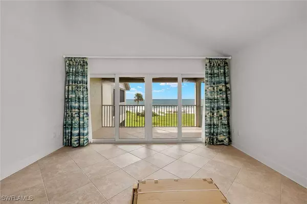 2255 W Gulf DR #102, Sanibel, FL 33957