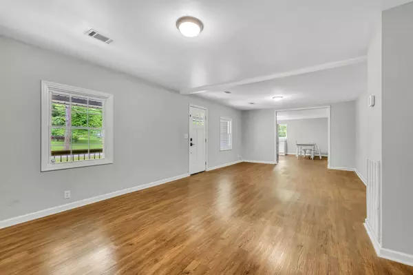 3063 Fly Rd, Santa Fe, TN 38482