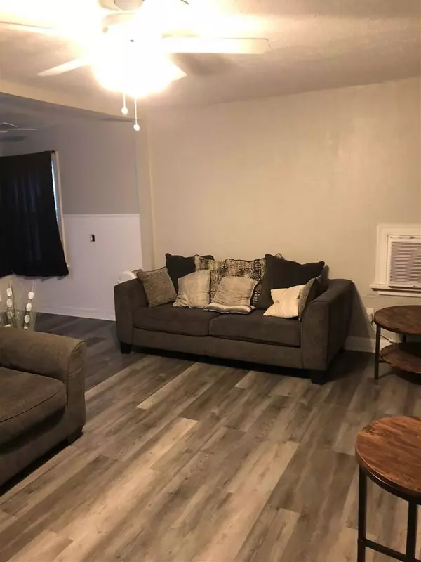 1310 NW Euclid, Lawton, OK 73507-6561