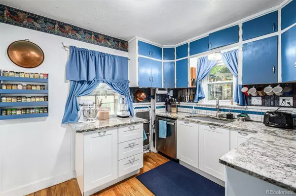 1474 S Emerson ST, Denver, CO 80210