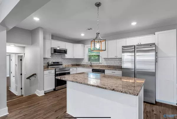 9012 Craigmont Road, Huntsville, AL 35802