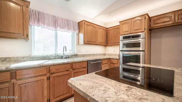 16023 S 13TH Way, Phoenix, AZ 85048