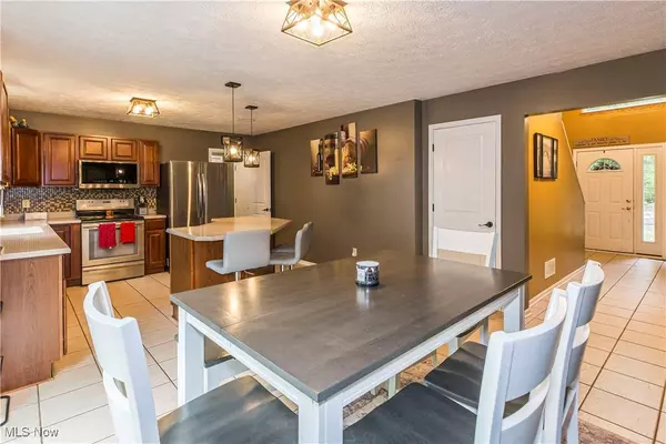 16727 Galehouse RD, Doylestown, OH 44230