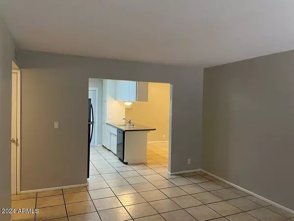 1157 W ENID Avenue, Mesa, AZ 85210