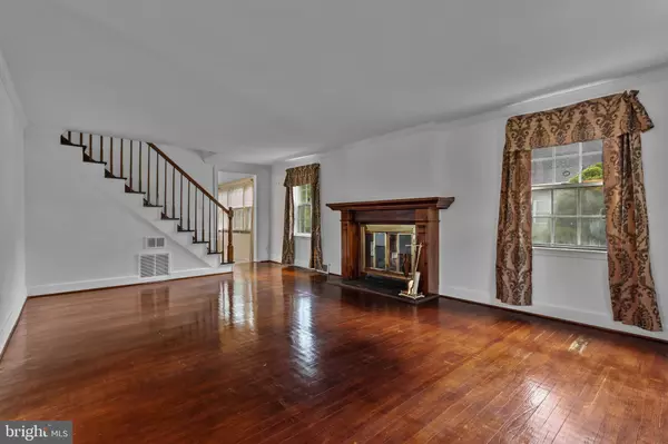 3198 FREEMANSBURG AVE, Easton, PA 18045