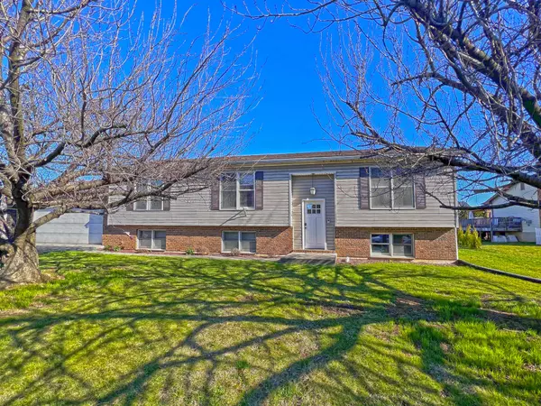 189 Tatamy Rd, Nazareth, PA 18064-2517