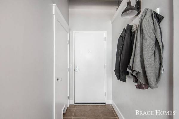 600 Broadway NW Avenue #425, Grand Rapids, MI 49504