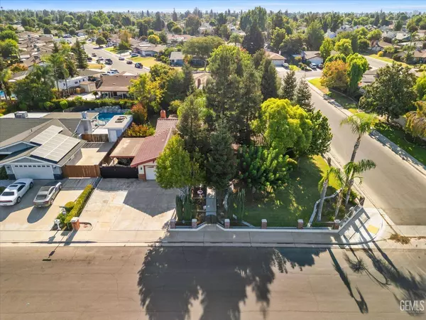 3112 Ouray Way, Bakersfield, CA 93309