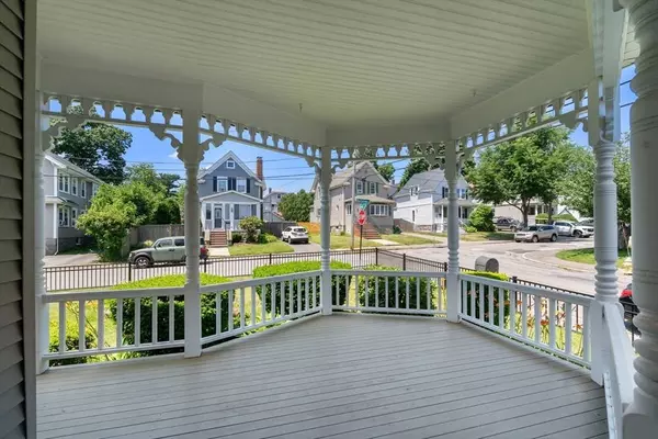 23 Cranch St, Quincy, MA 02169