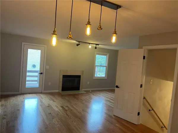 1603 Plainfield PIKE #E9, Johnston, RI 02919