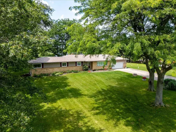 5529 Langer Road, Marshall, WI 53559