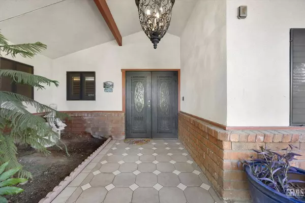 3112 Ouray Way, Bakersfield, CA 93309