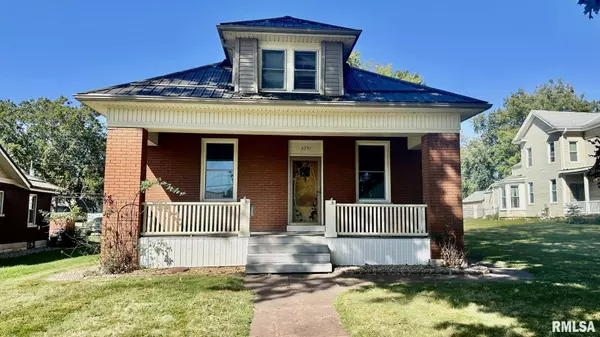 2239 ELM ST, Quincy, IL 62301