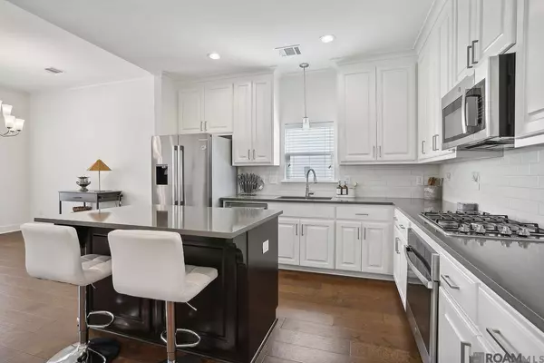 9916 COURET DR, Baton Rouge, LA 70818