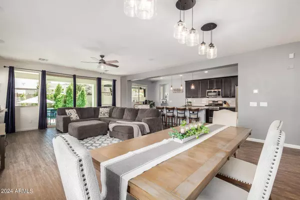 59 N Islands Drive, Gilbert, AZ 85233