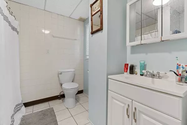 59 W 7th St #2, Boston, MA 02127