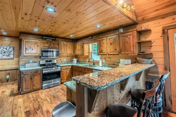 186 Meadow Brook TRL, Morganton, GA 30560