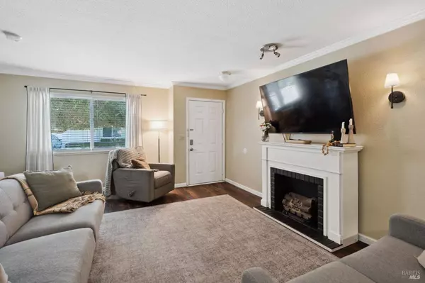 243 Main CIR, Ukiah, CA 95482