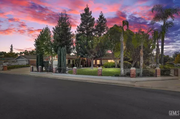 3112 Ouray Way, Bakersfield, CA 93309