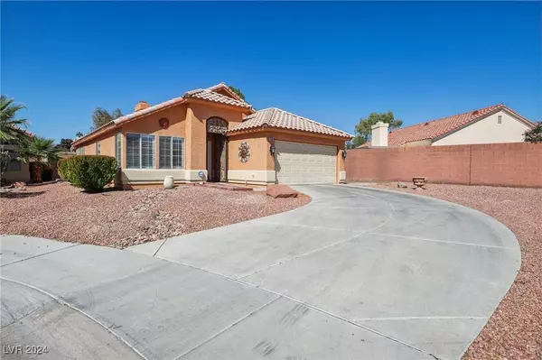 4561 Blue Royal Drive, Las Vegas, NV 89130