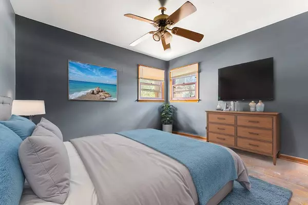 14523 Lexington AVE, Harvey, IL 60426