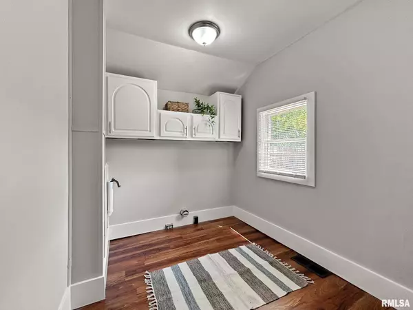 305 S 14TH ST, Quincy, IL 62301