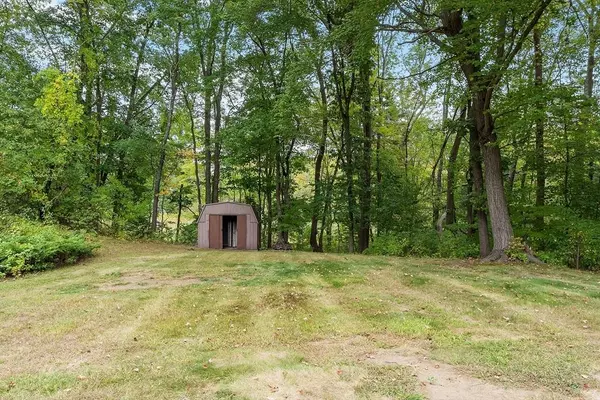 20 Longfellow Rd, Northborough, MA 01532