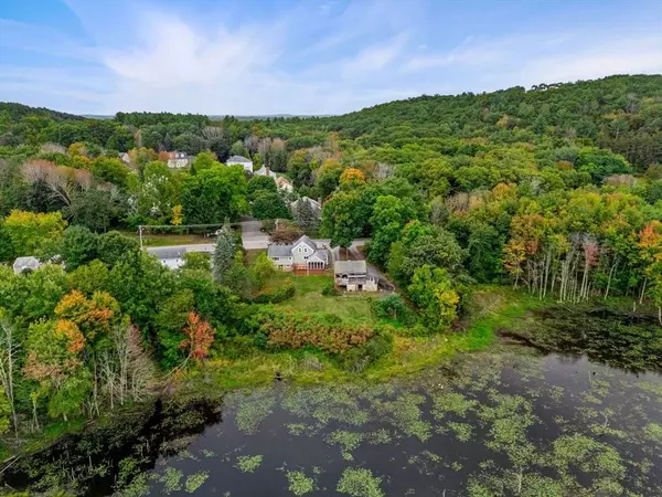 490 Dale St, North Andover, MA 01845