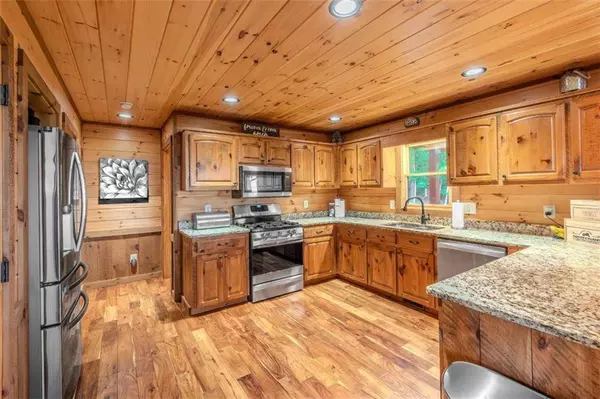 186 Meadow Brook TRL, Morganton, GA 30560