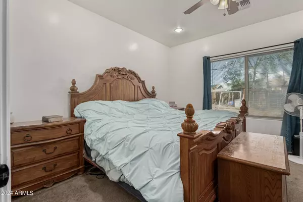 129 S 82ND Way, Mesa, AZ 85208