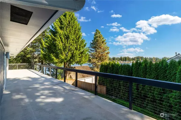 26700 138th PL SE, Kent, WA 98042