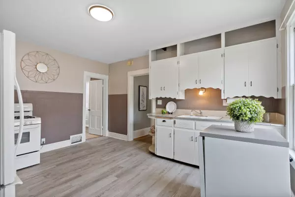 2457 S Austin Unit 2457A, Milwaukee, WI 53207