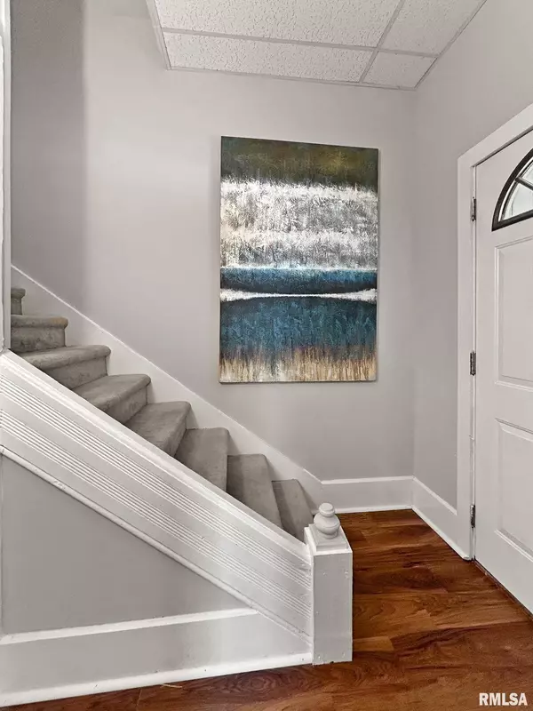 305 S 14TH ST, Quincy, IL 62301