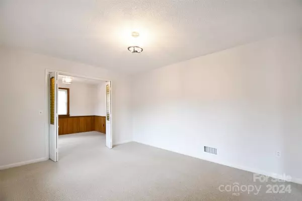 2144 Sheffield DR, Kannapolis, NC 28083