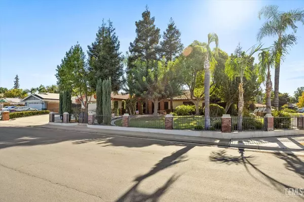 3112 Ouray Way, Bakersfield, CA 93309