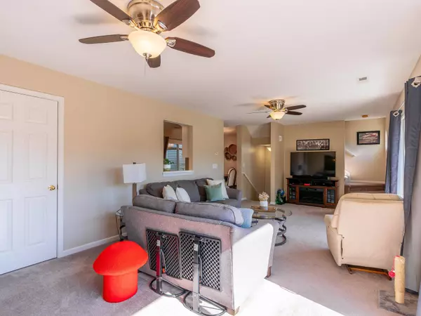 2398 KING ARTHURS CT, Harrisonburg, VA 22801