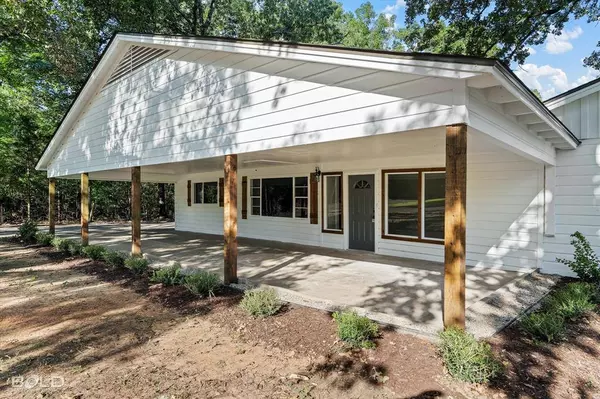 1110 Chipper Lane, Keithville, LA 71047