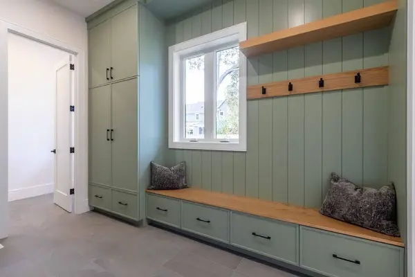 65 Mann Ave, Needham, MA 02492