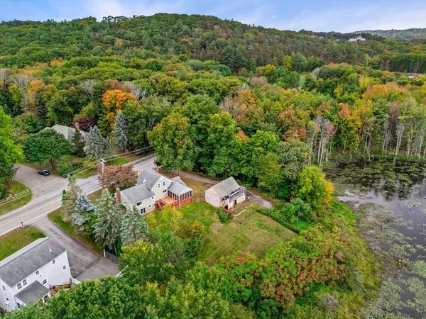 490 Dale St, North Andover, MA 01845