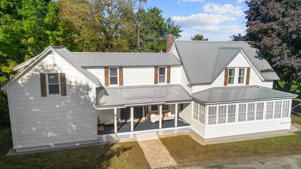 19 Woodman AVE, Fairfield, ME 04937