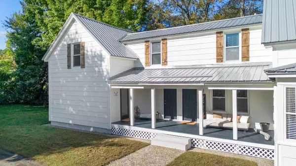 19 Woodman AVE, Fairfield, ME 04937